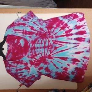 Maternity tie dye
